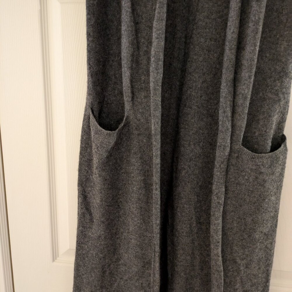 Cashmere Long Vest - Picture 4 of 6